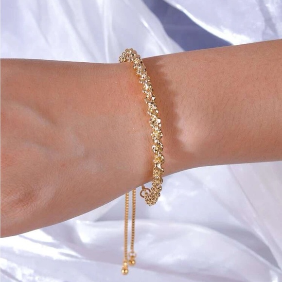 18K Gold Minimalist Ajustable Chain Bracelet✨ - Picture 2 of 3